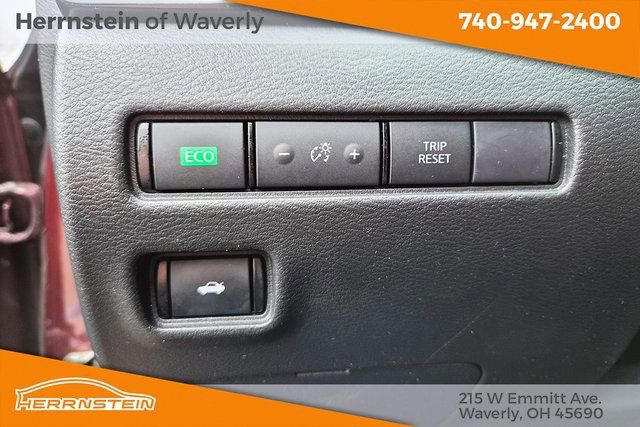 Used 2024 Nissan Sentra SV image 17