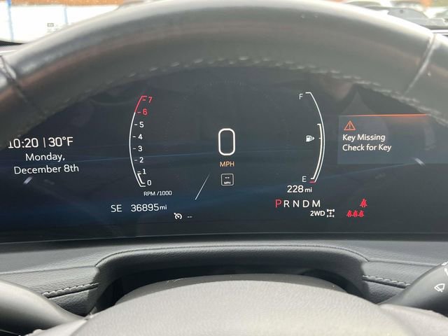 Used 2024 Cadillac XT4 Premium Luxury image 23