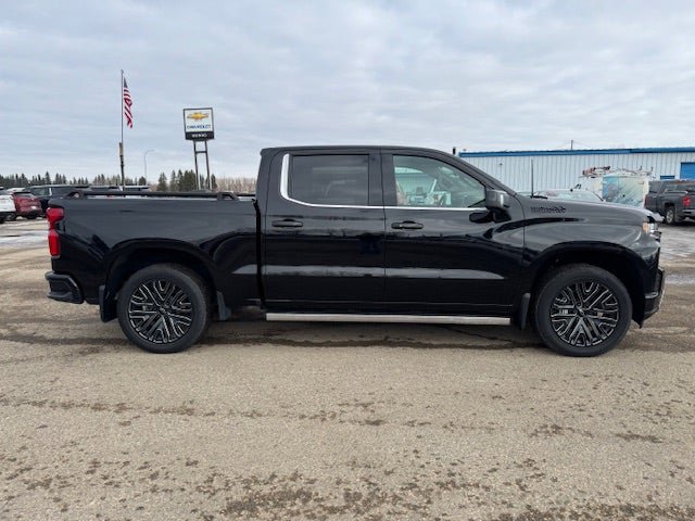 Used 2022 Chevrolet Silverado 1500 High Country w/ Technology Package image 8