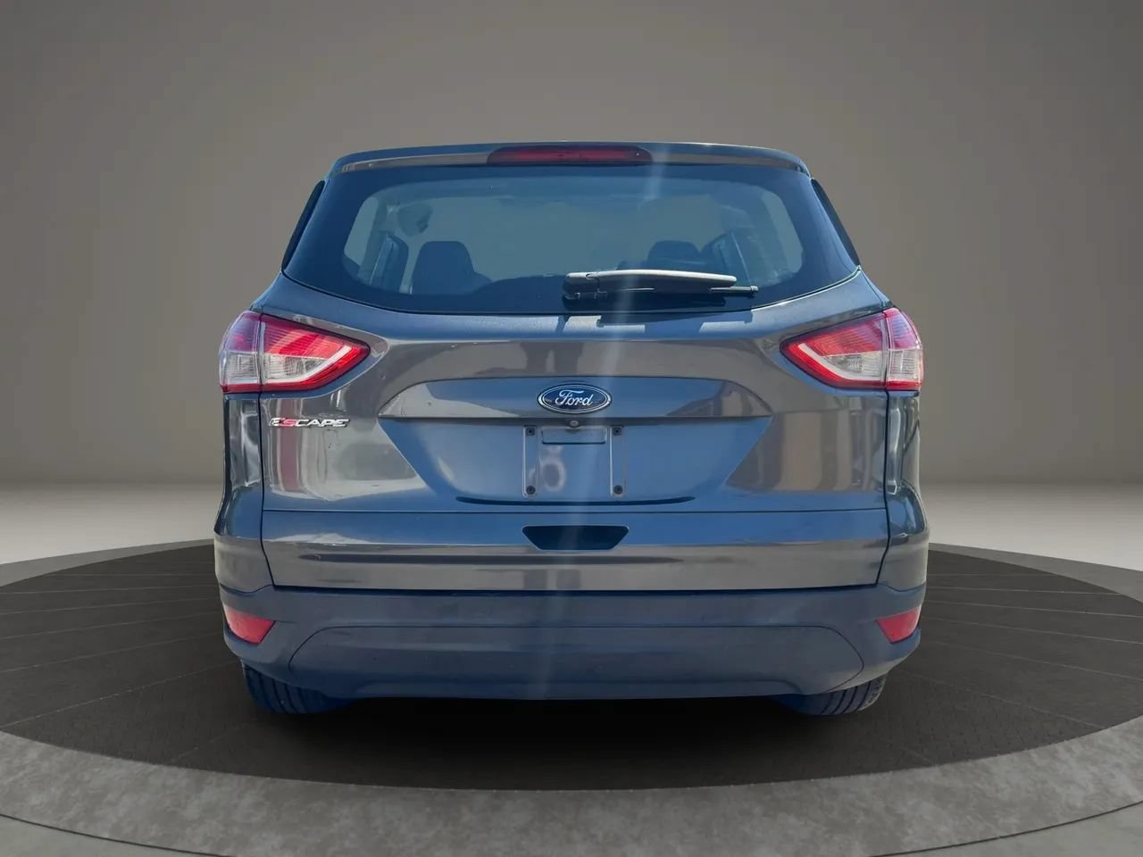 Used 2015 Ford Escape S FWD image 4