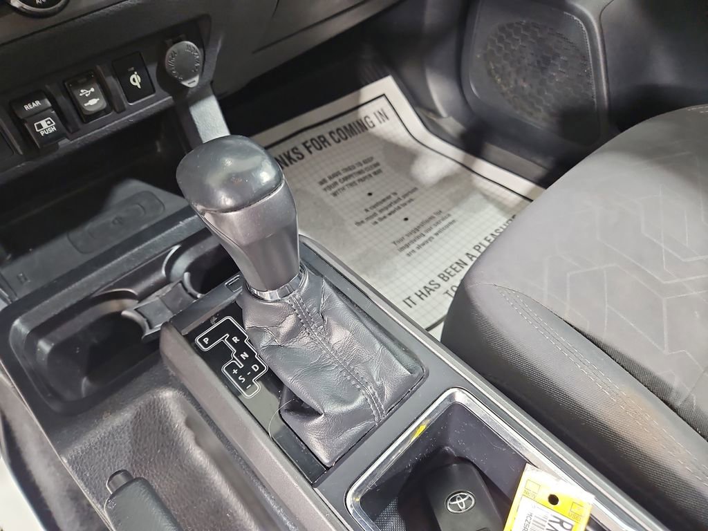 Used 2018 Toyota Tacoma TRD Off-Road image 22