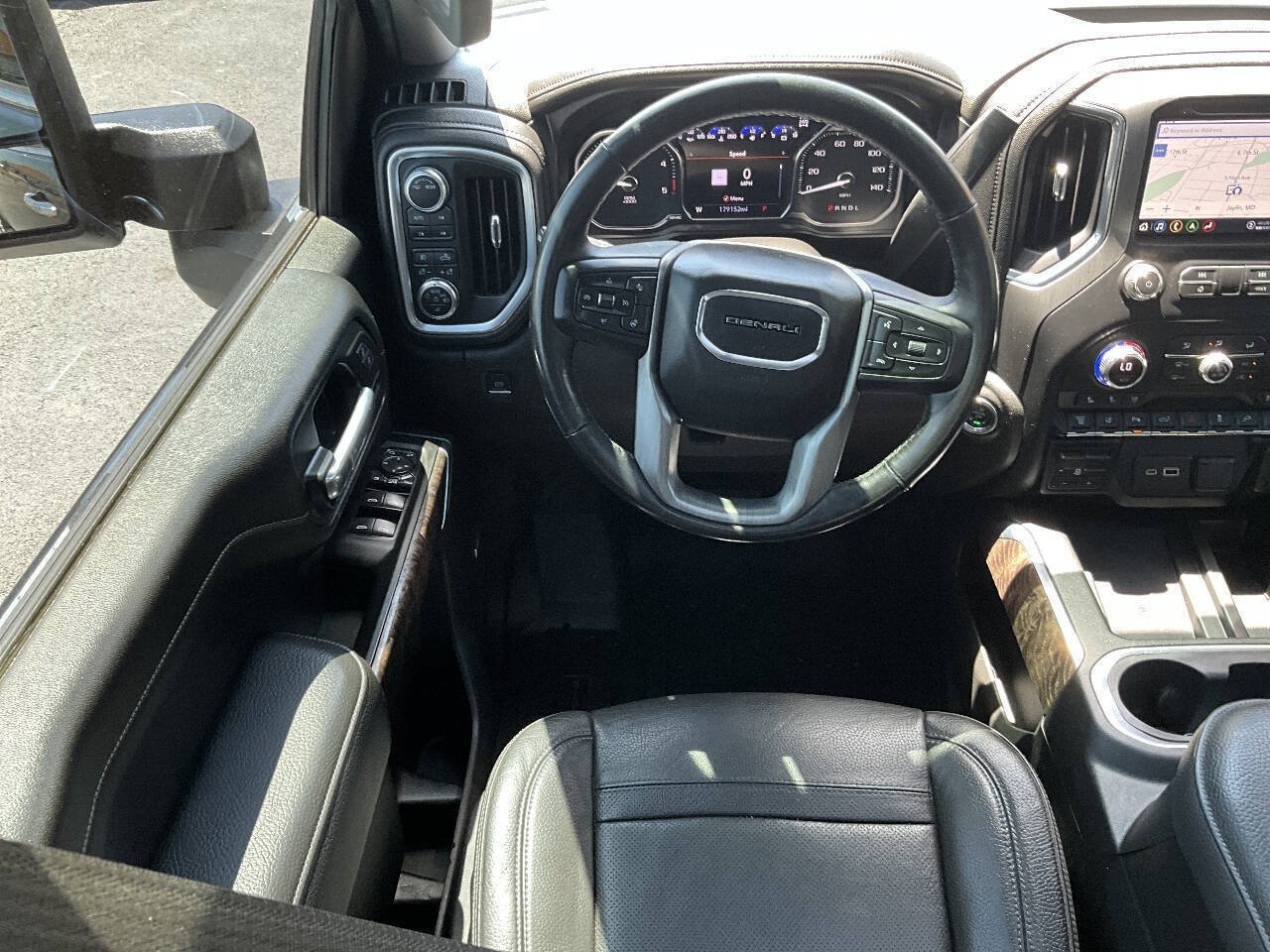 Used 2021 GMC Sierra 2500 Denali w/ Denali Ultimate Package AWD/4WD image 34
