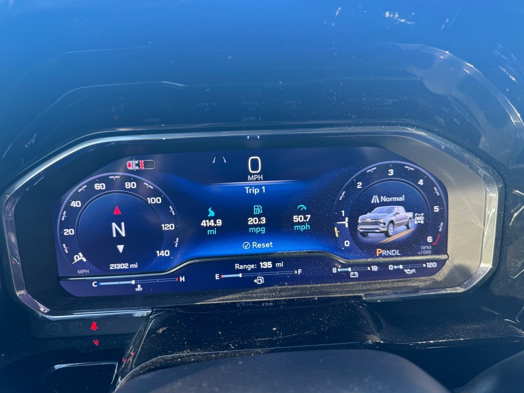 Used 2024 Chevrolet Silverado 1500 LT image 17