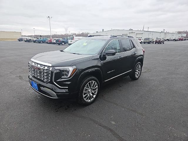 New 2026 GMC Terrain Denali AWD/4WD image 2