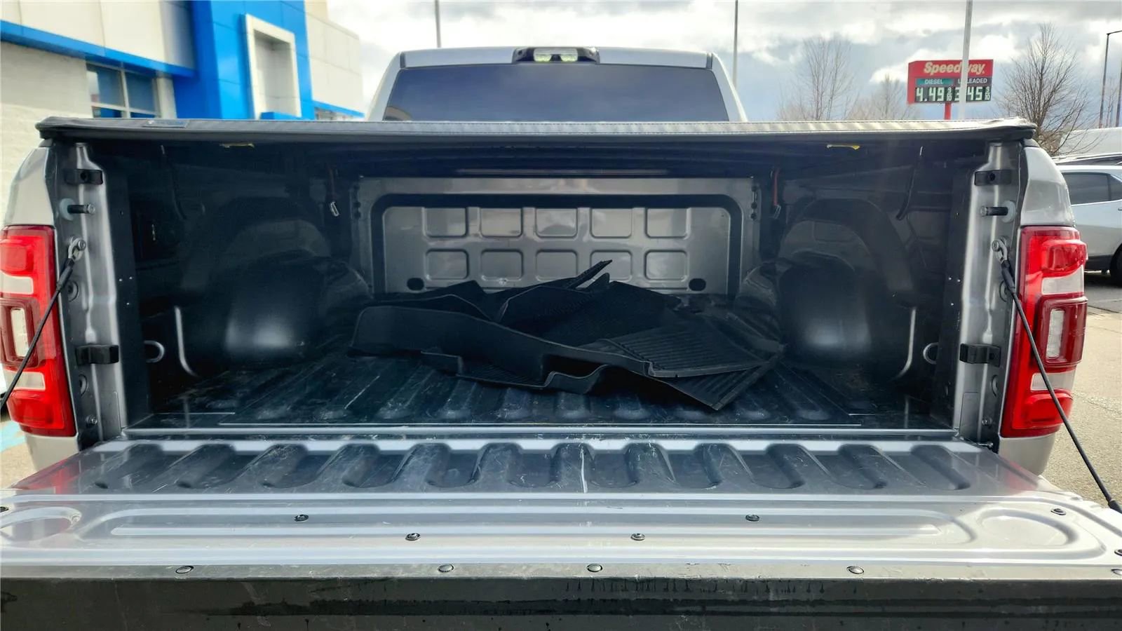 Used 2024 RAM 2500 Big Horn w/ Towing Technology Group image 8