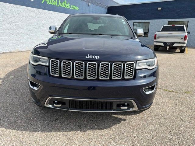 Used 2018 Jeep Grand Cherokee Overland AWD/4WD image 6