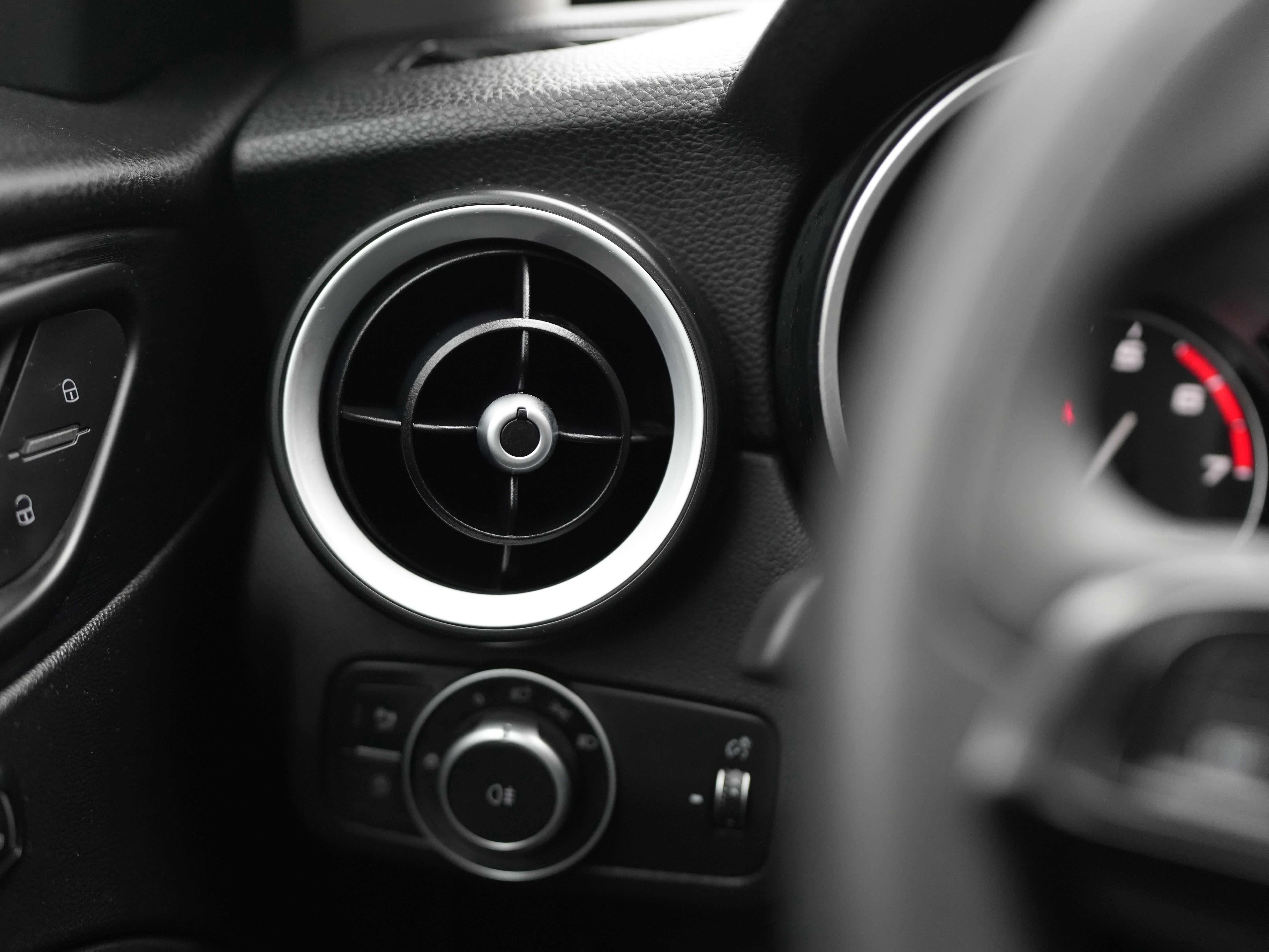 Used 2020 Alfa Romeo Stelvio Sport w/ Cold Weather Package image 30