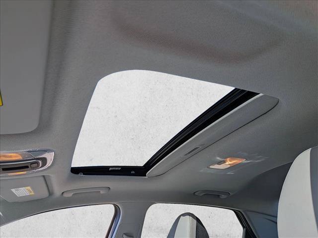 Used 2025 Hyundai Elantra Limited FWD image 16