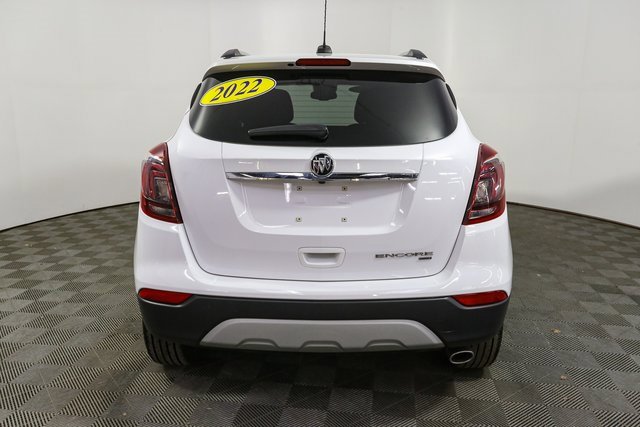 Used 2022 Buick Encore Preferred w/ Safety Package image 8