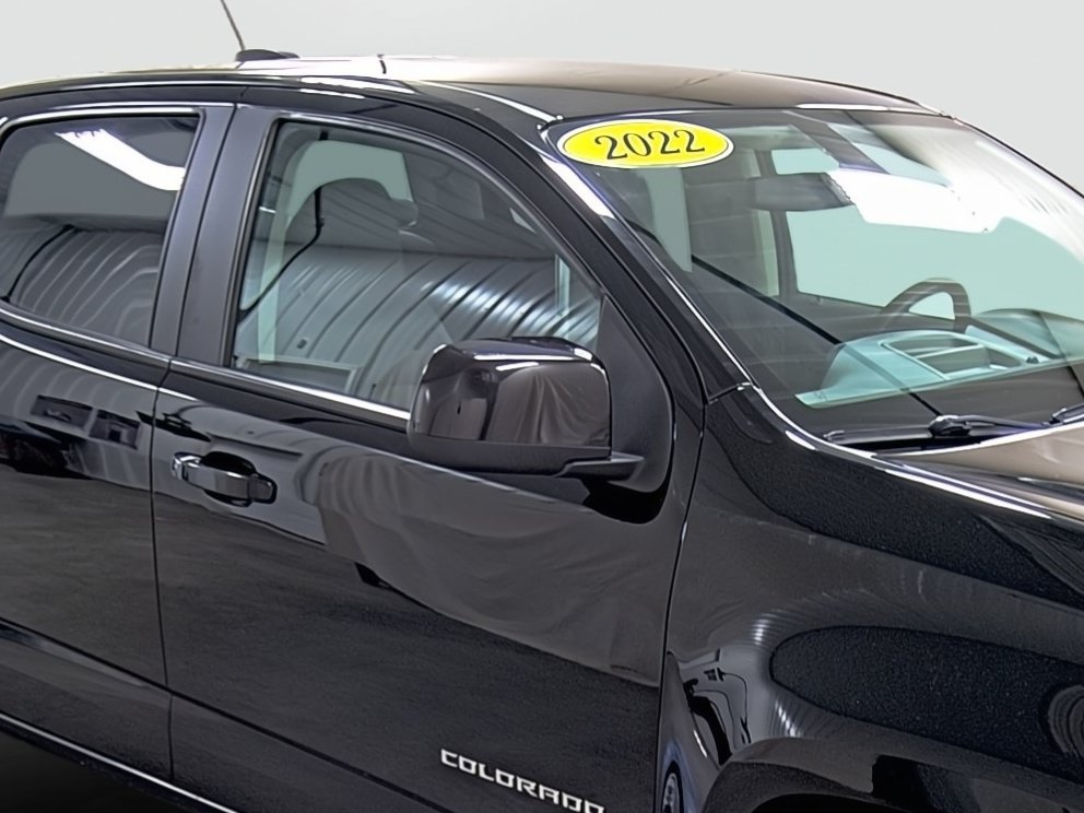 Used 2022 Chevrolet Colorado W/T AWD/4WD image 15