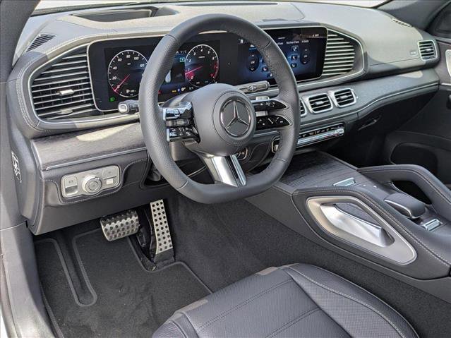 New 2025 Mercedes-Benz GLS 580 4MATIC image 3