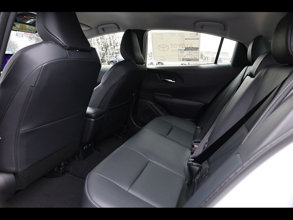 New 2026 Toyota Prius Plug-In Hybrid FWD image 27