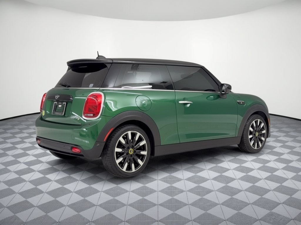 Used 2024 MINI Cooper SE FWD image 9