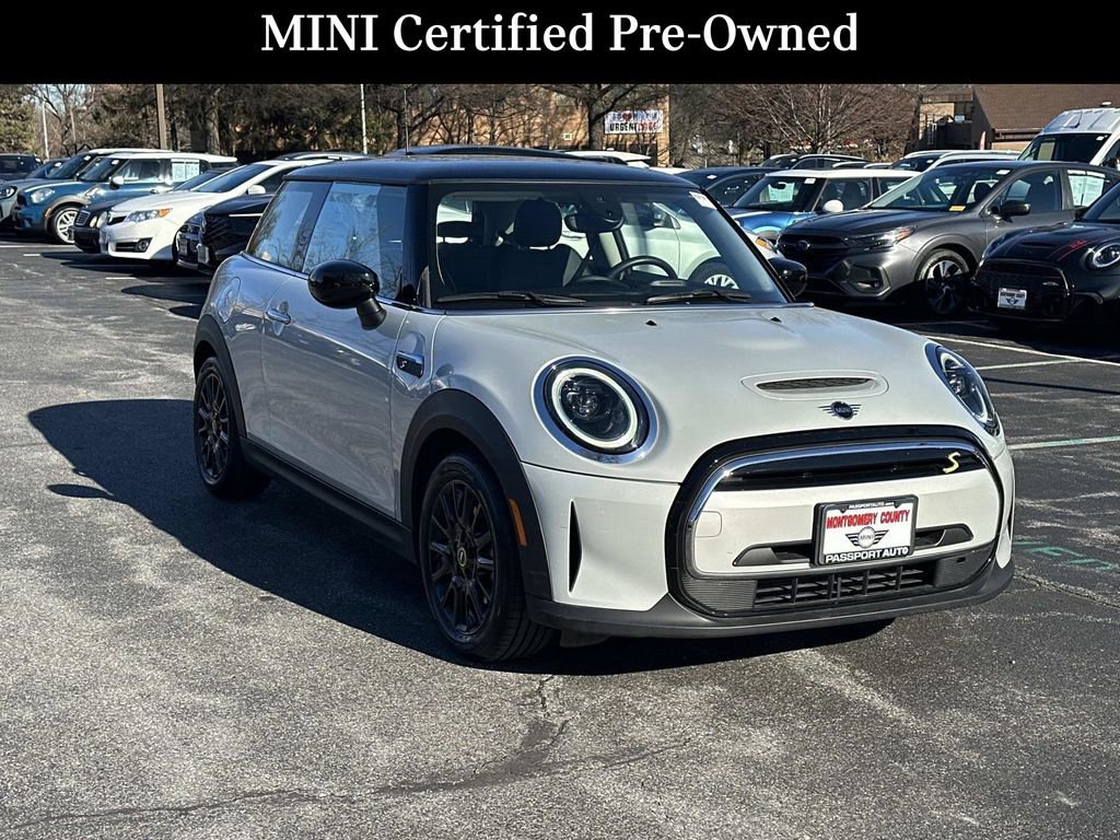 Used 2022 MINI Cooper SE image 5