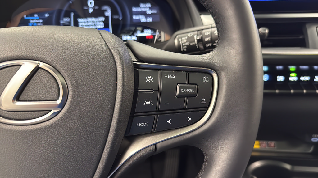 Used 2025 Lexus UX 300h AWD w/ Accessory Package (Z1) image 24
