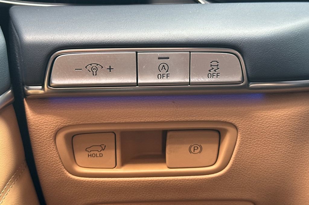 Used 2023 Genesis GV80 2.5T w/ Prestige 20" Package image 33