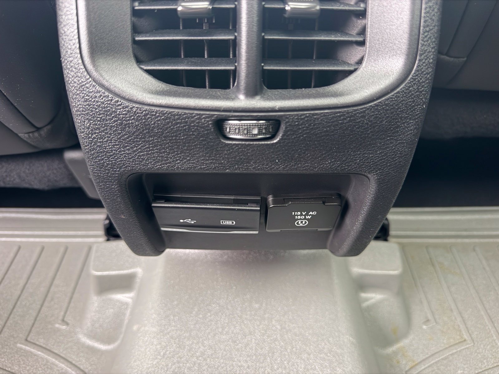 Used 2019 Jeep Cherokee Limited AWD/4WD image 31