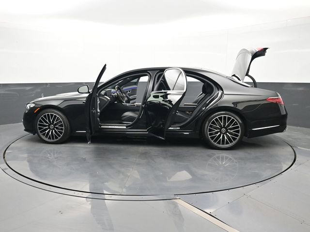 Used 2024 Mercedes-Benz S 580 4MATIC Sedan image 29