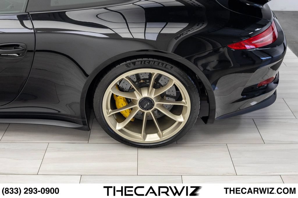 Used 2015 Porsche 911 GT3 RWD image 14
