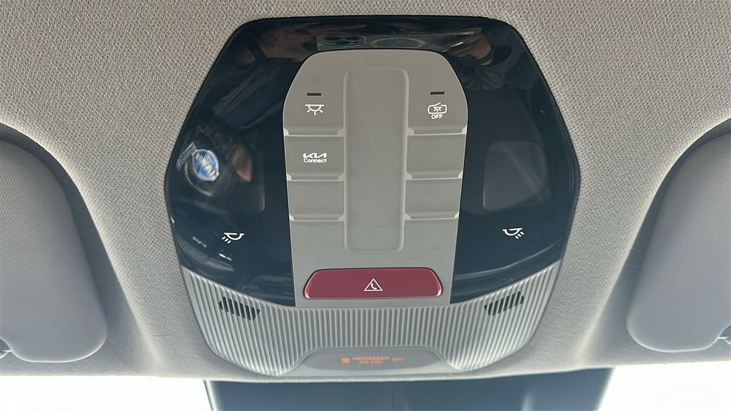 Used 2025 Kia K4 LXS FWD image 30