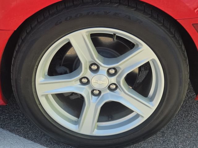 Used 2022 Chevrolet Camaro LT image 9