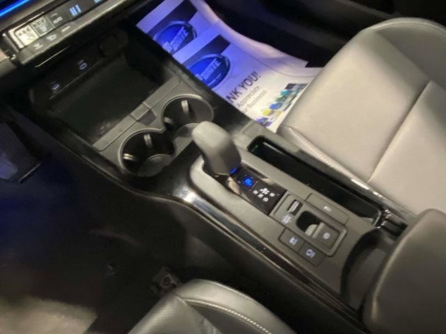 Used 2024 Toyota Prius Limited image 18