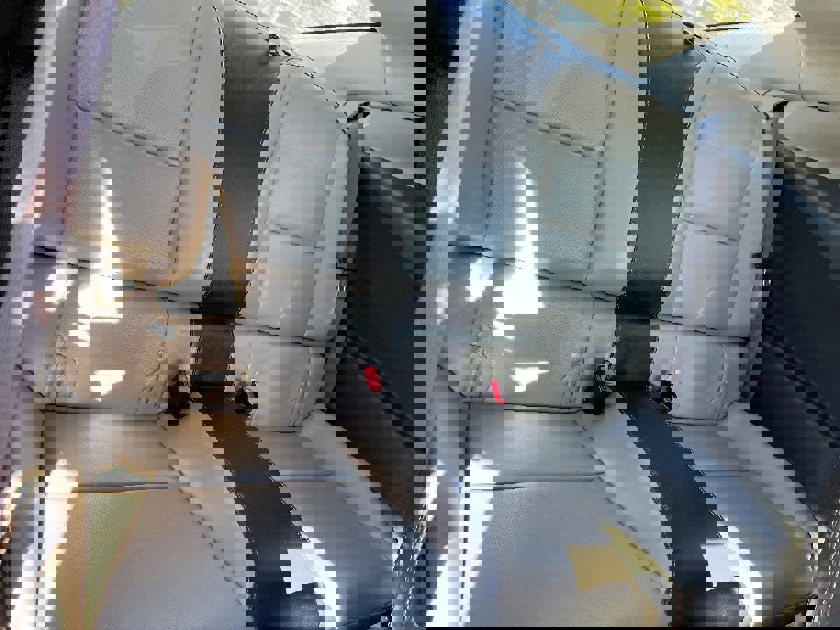 Used 2014 Chevrolet Camaro SS image 32