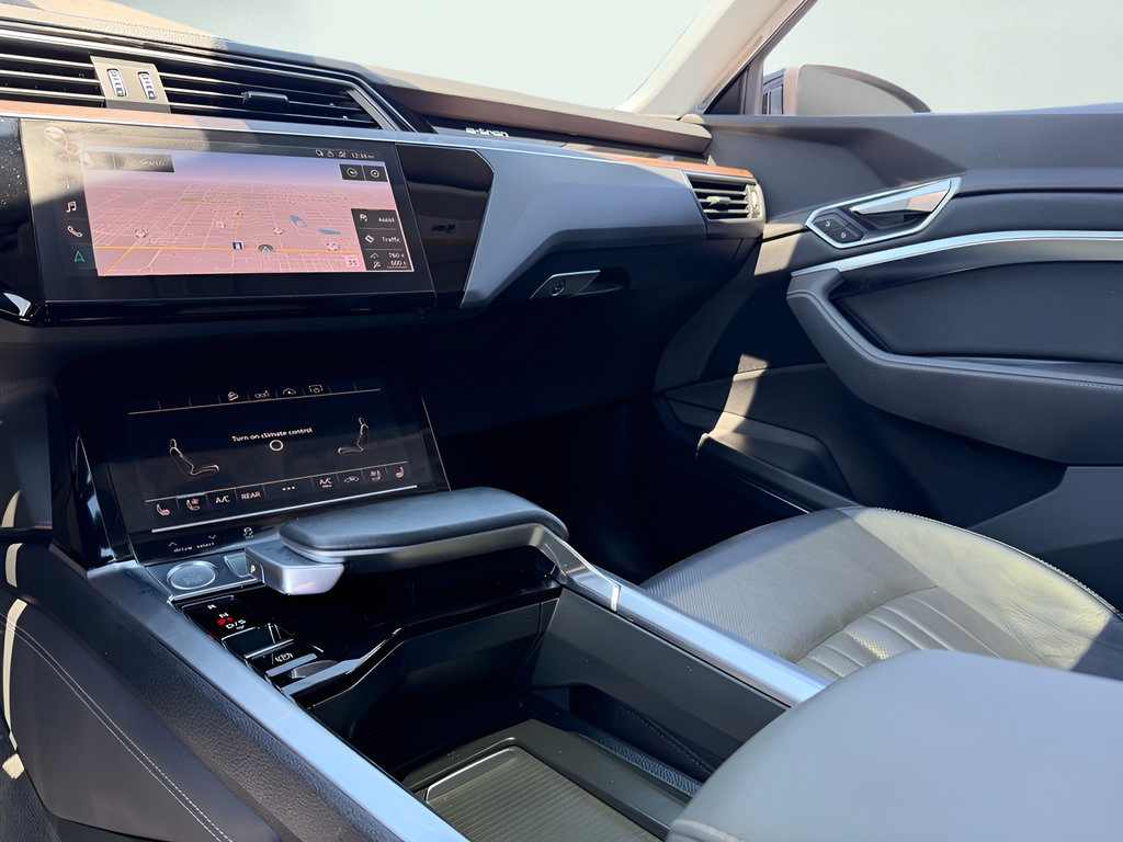 Used 2019 Audi e-tron Premium Plus AWD/4WD image 16