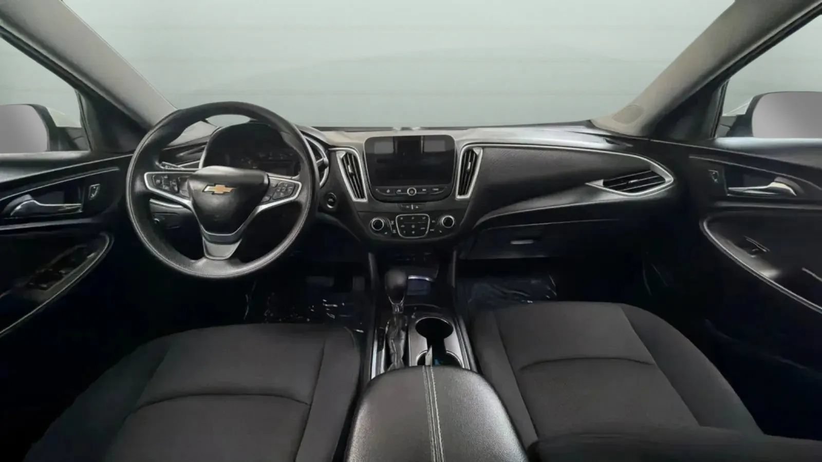 Used 2022 Chevrolet Malibu LT FWD image 13