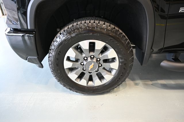 New 2026 Chevrolet Silverado 2500 Custom w/ Custom Value Package AWD/4WD image 28