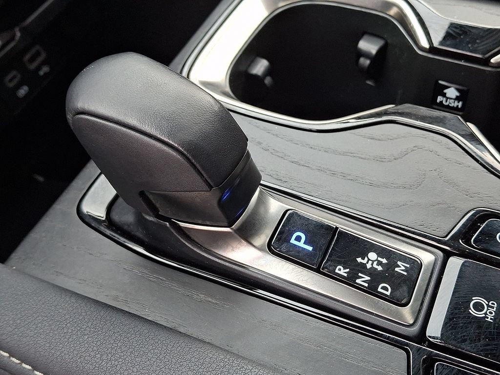 Used 2023 Lexus RX 350 Premium w/ Accessory Package AWD/4WD image 16