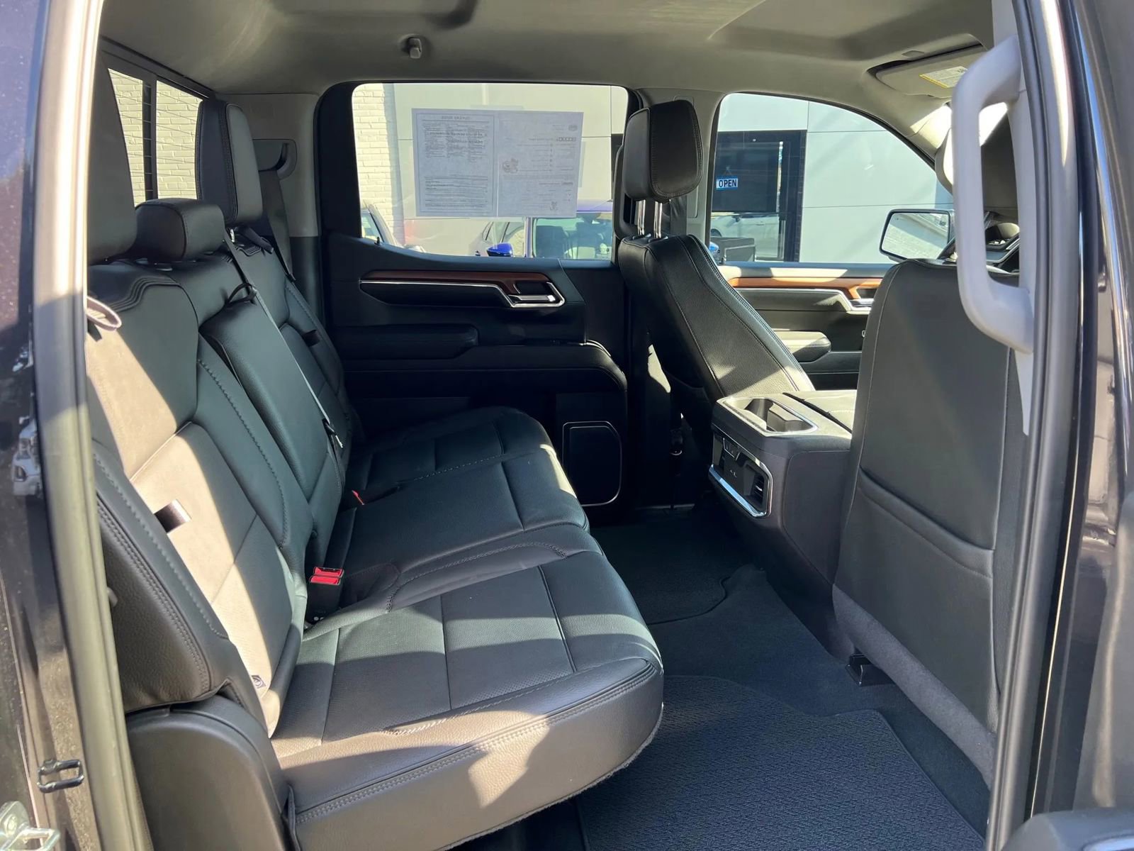 Used 2023 GMC Sierra 1500 Denali w/ Technology Package image 9