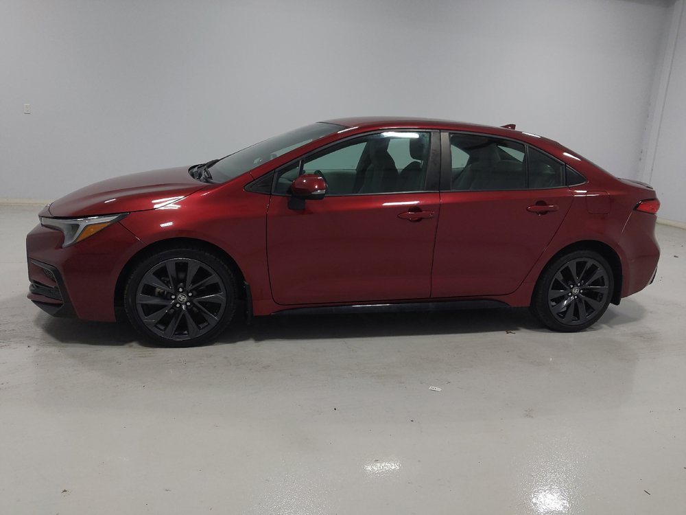 Used 2024 Toyota Corolla SE FWD image 2