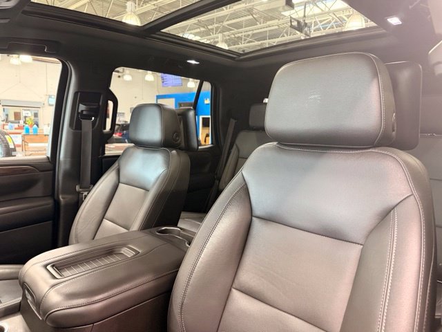Used 2021 Chevrolet Tahoe LT w/ LT Signature Plus Package AWD/4WD image 10