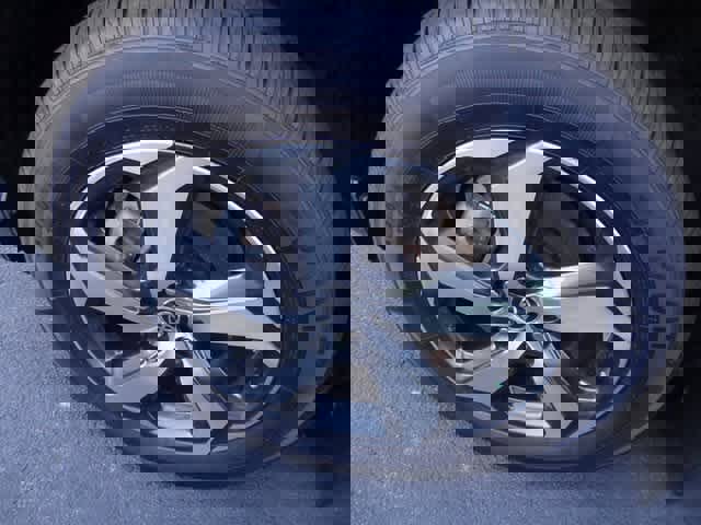 Used 2024 Toyota RAV4 SE w/ Weather & Moonroof Package image 11