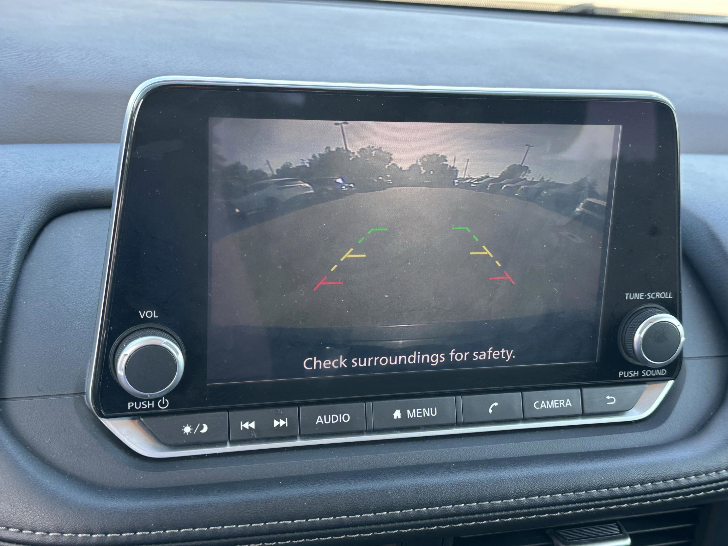 Certified 2023 Nissan Rogue SV FWD image 27