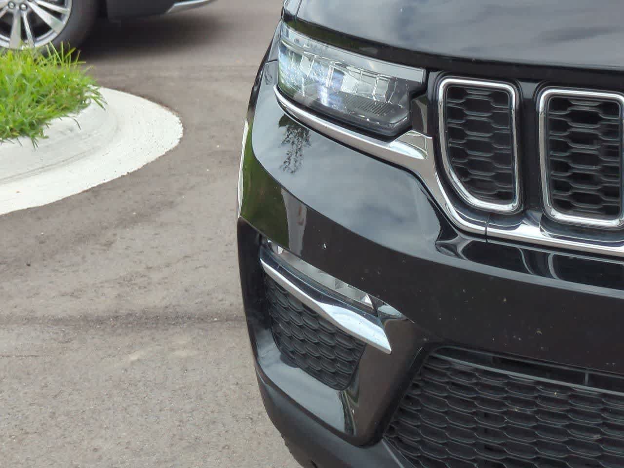 Used 2024 Jeep Grand Cherokee Limited 4xe AWD/4WD image 10