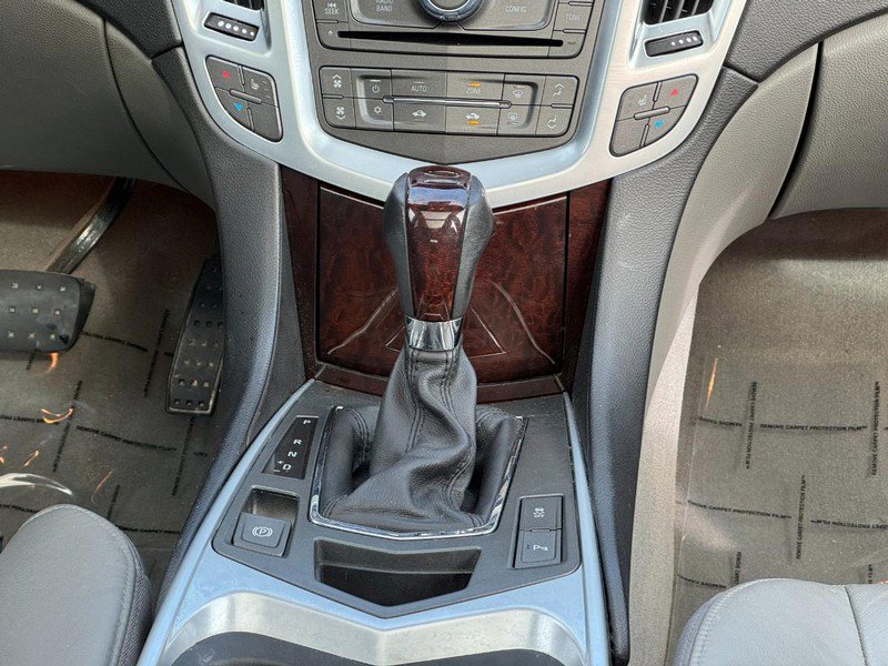 Used 2010 Cadillac SRX Luxury image 14