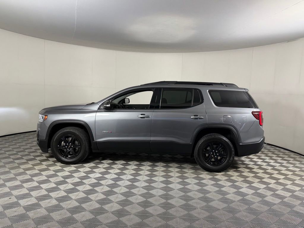 Used 2022 GMC Acadia AT4 w/ Technology Package AWD/4WD image 10