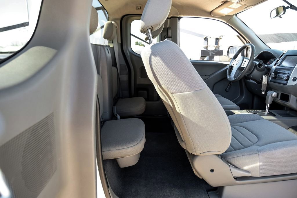 Used 2019 Nissan Frontier S image 33