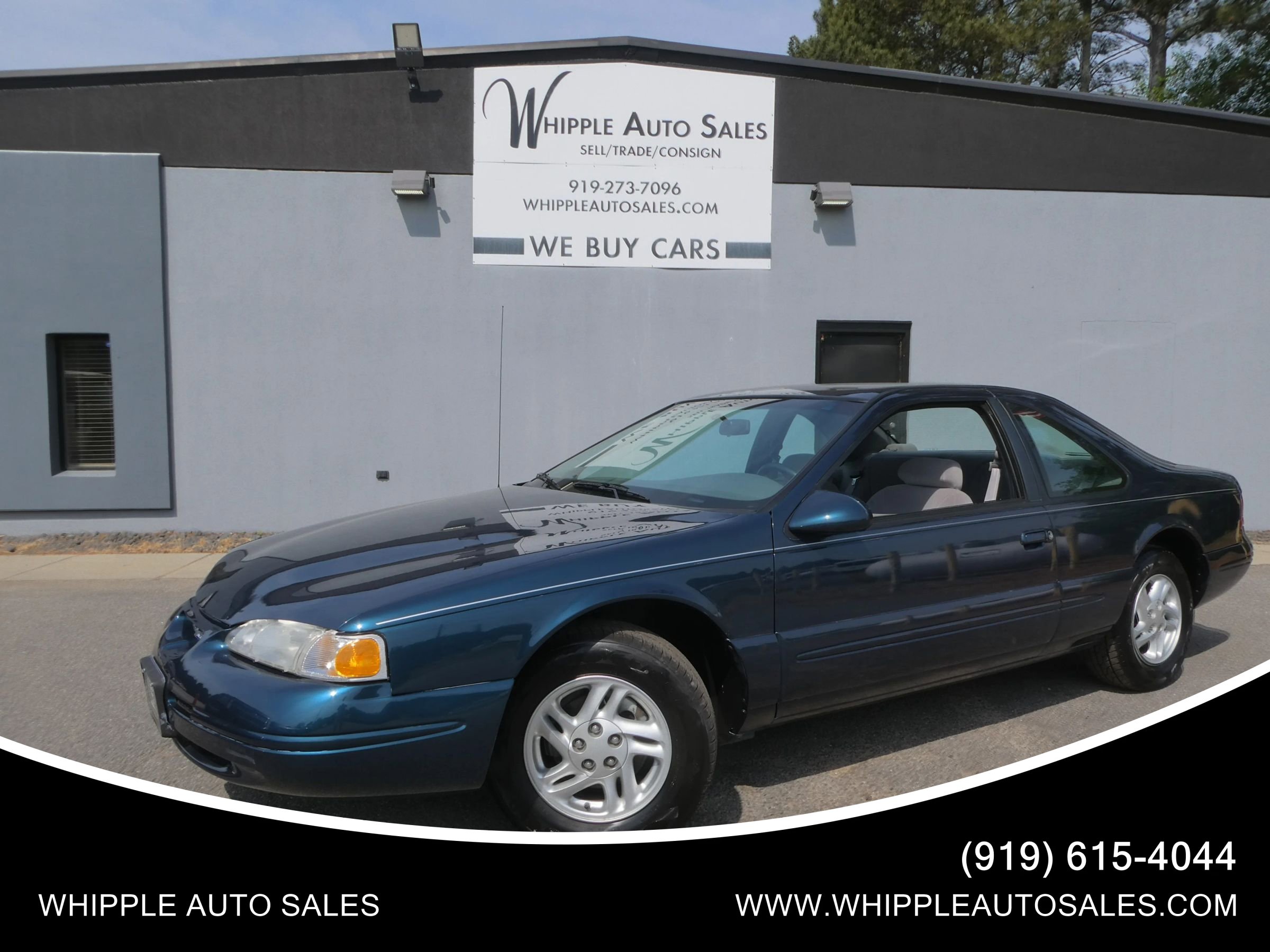 Used 1996 Ford Thunderbird LX RWD image 1