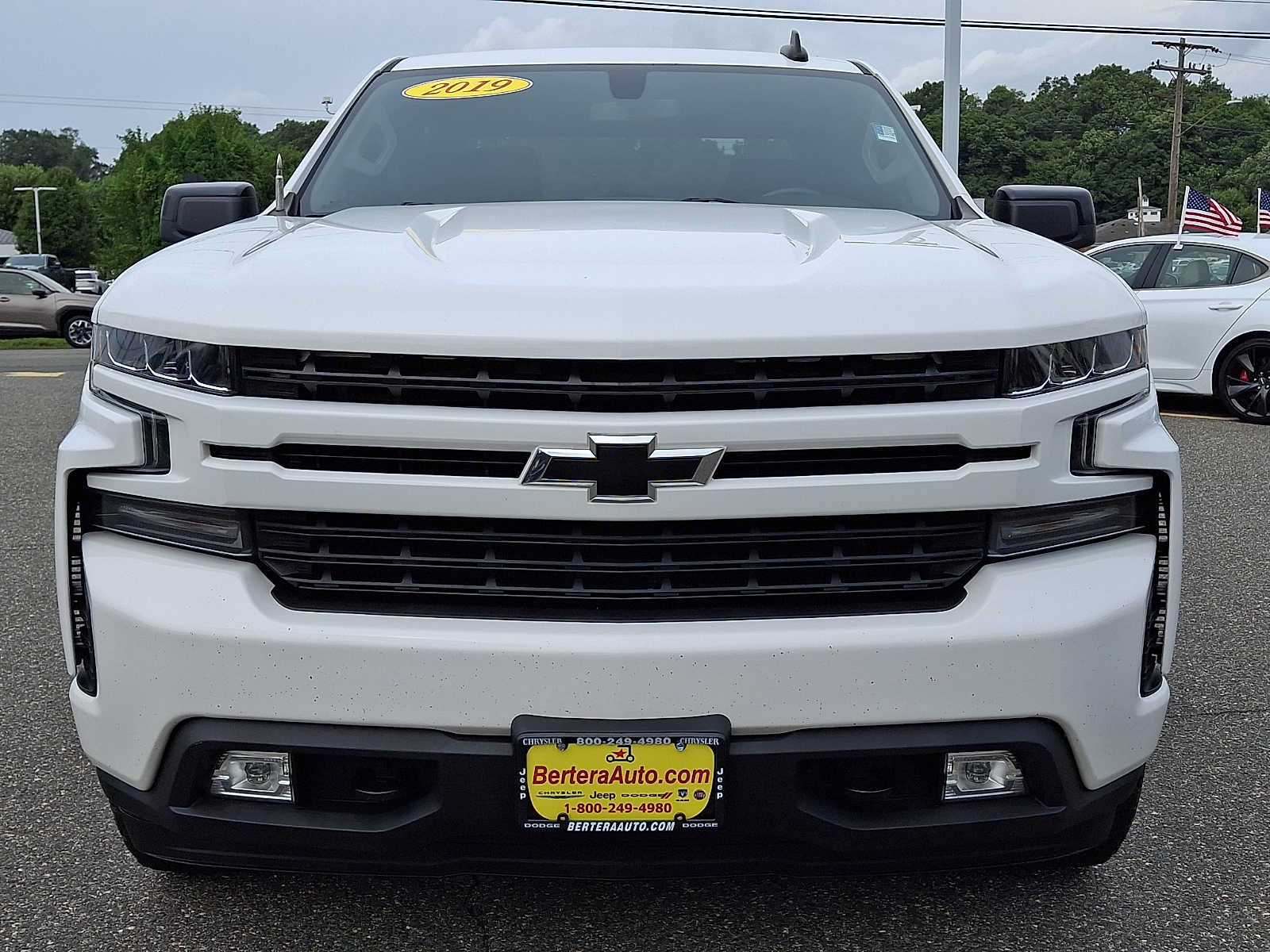 Used 2019 Chevrolet Silverado 1500 RST w/ All-Star Edition AWD/4WD image 2