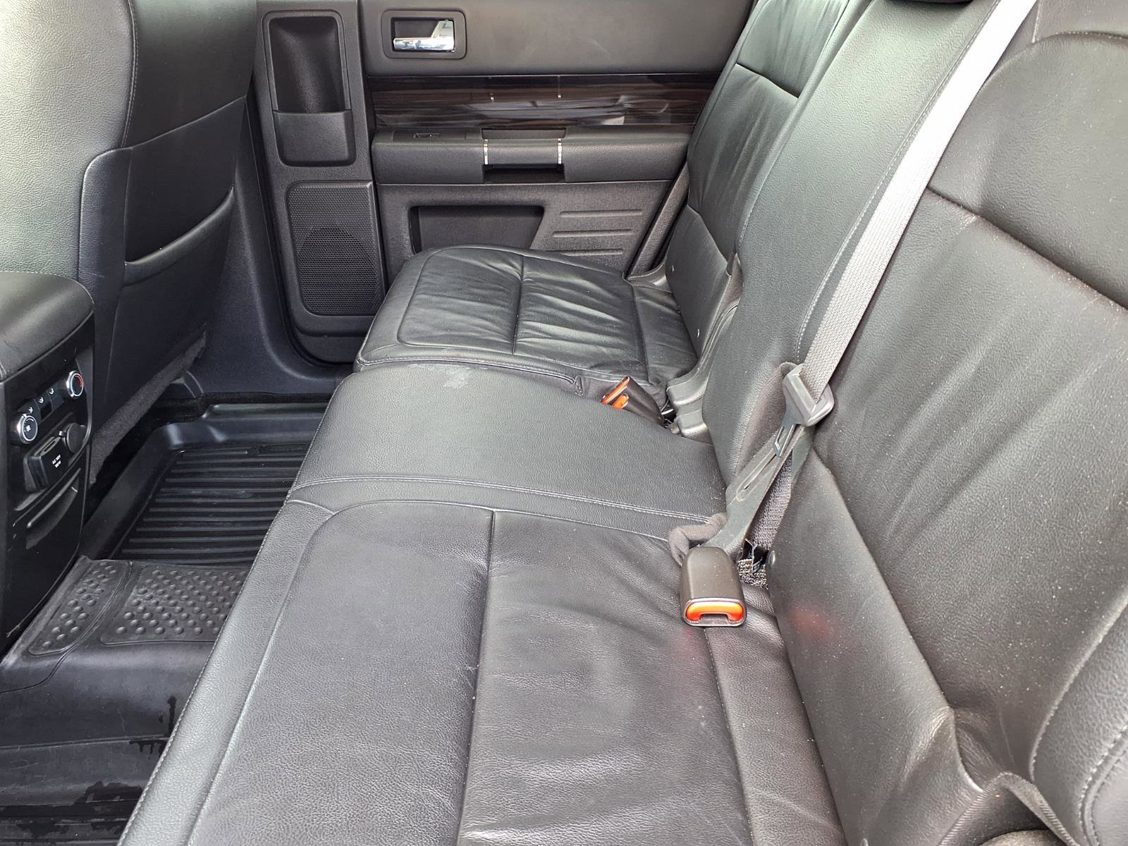 Used 2017 Ford Flex SEL w/ Equipment Group 202A image 6
