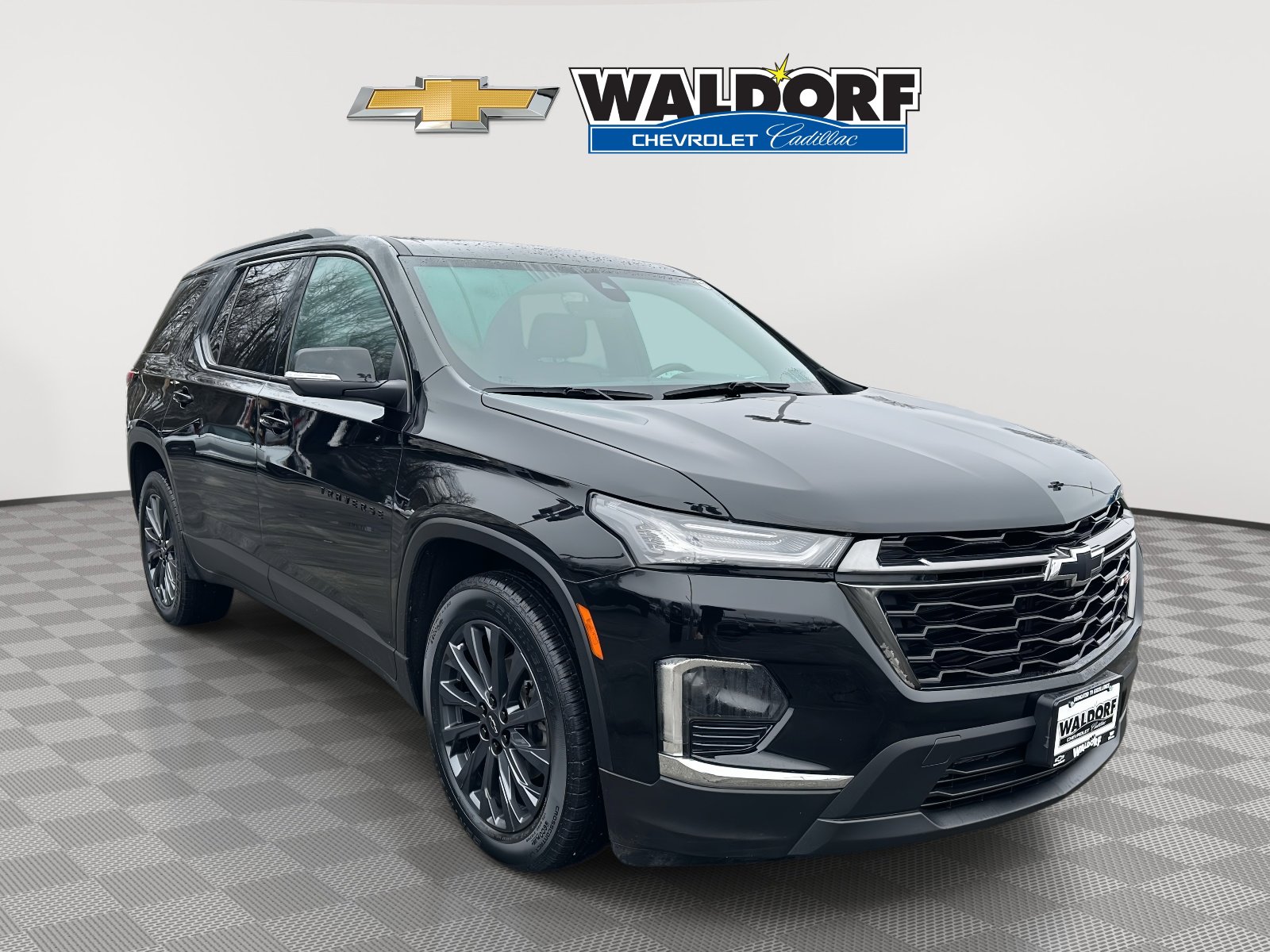 Certified 2023 Chevrolet Traverse RS image 1