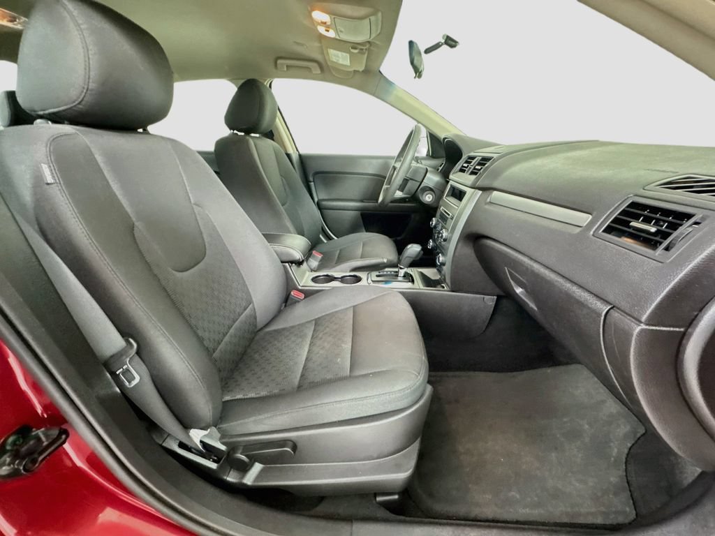 Used 2011 Ford Fusion SE w/ 201A Rapid Spec Order Code FWD image 26