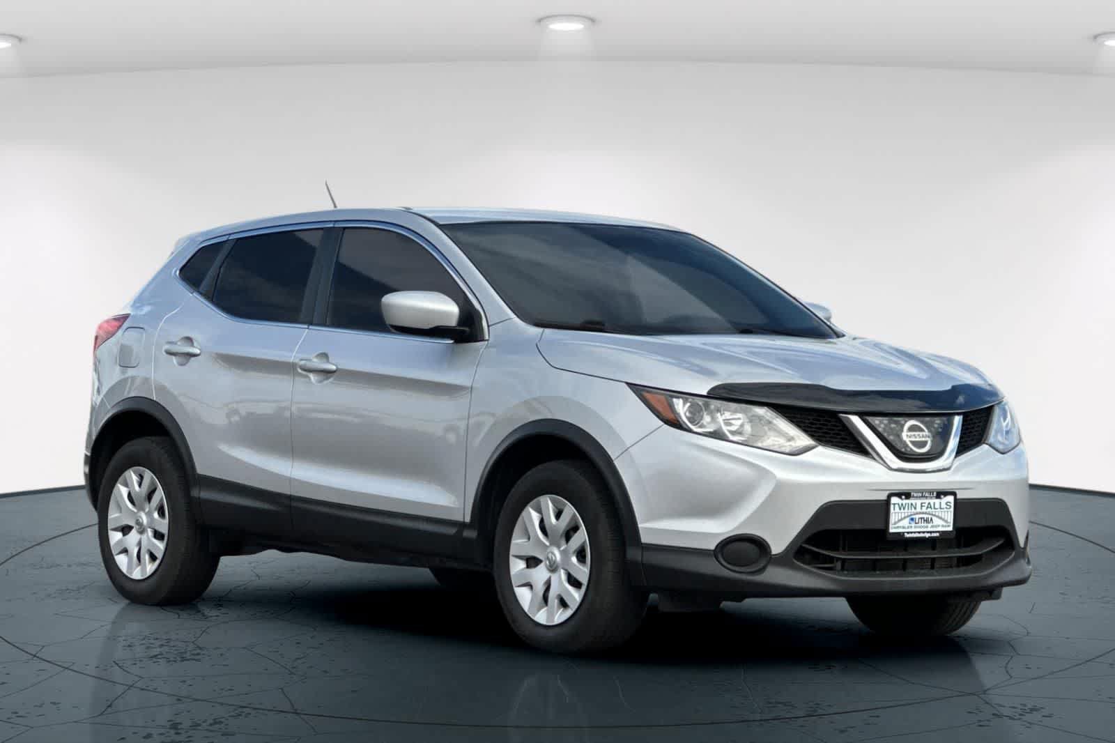 Used 2018 Nissan Rogue Sport S AWD/4WD image 5