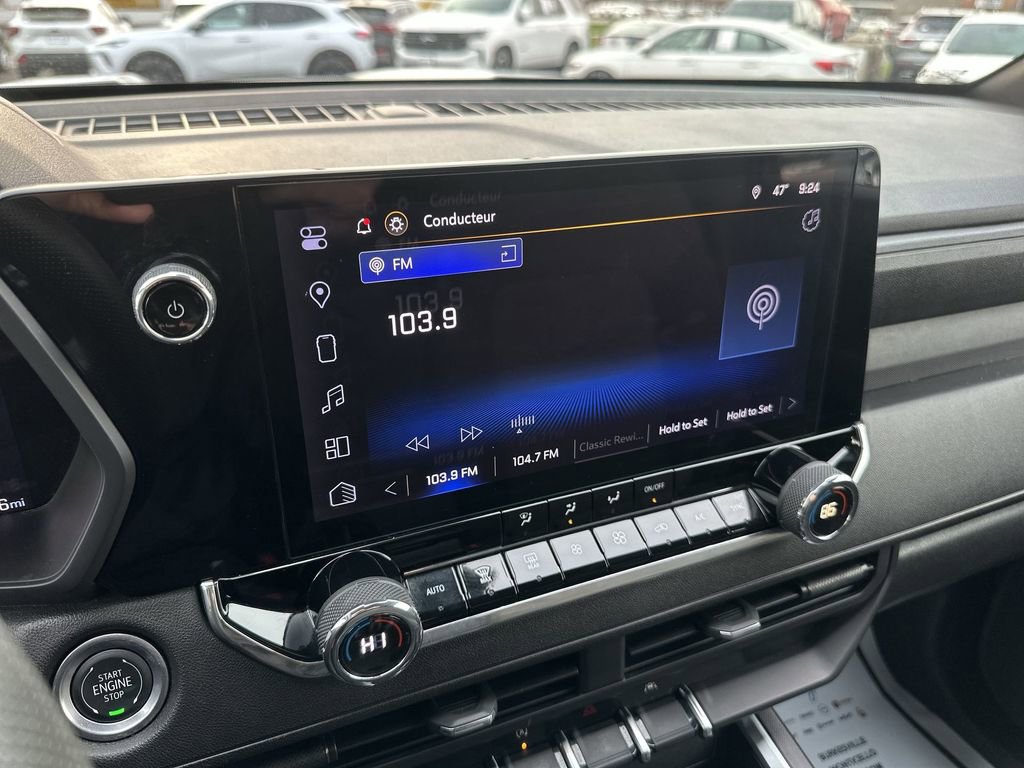 Used 2025 Chevrolet Colorado Trail Boss image 16