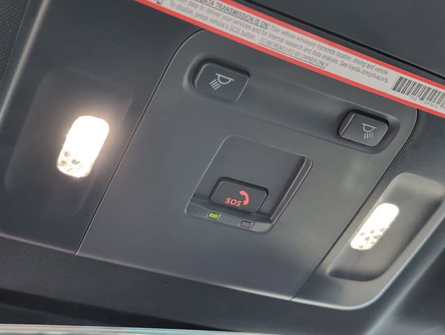 Used 2025 Toyota Camry SE image 13