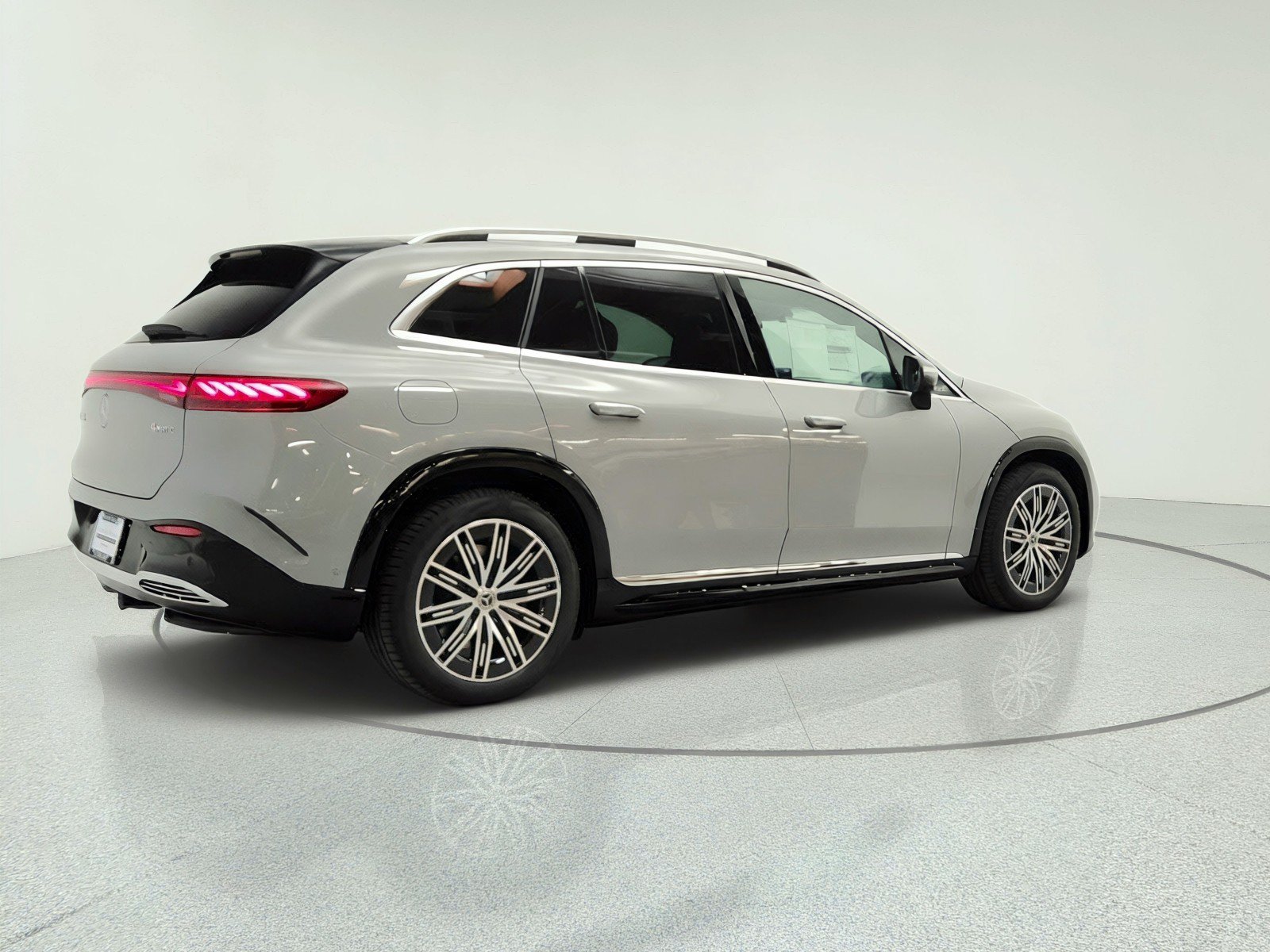 New 2026 Mercedes-Benz EQS 550 4MATIC SUV image 5