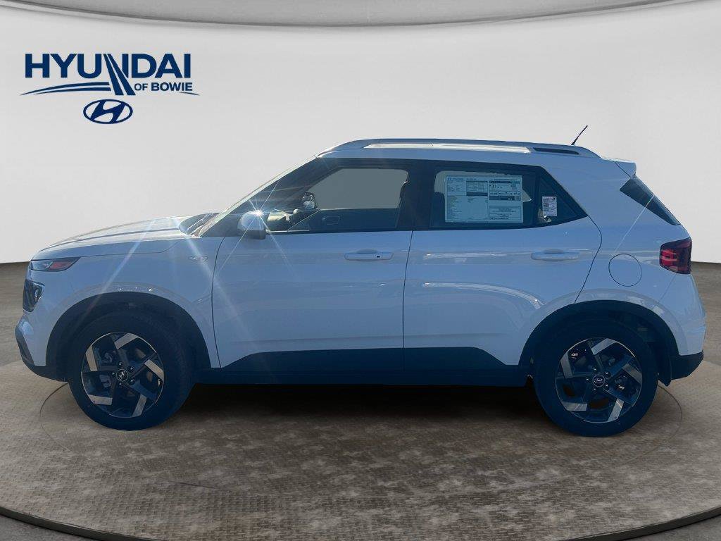 New 2026 Hyundai Venue SEL FWD image 2